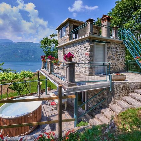 La Casetta Nel Bosco - Hot Tube And Sauna Lierna Zewnętrze zdjęcie